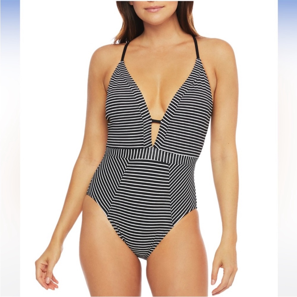 LA BLANCA Black and White One Piece Swimsuit